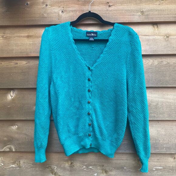 Hunters Run Vintage teal knit cardigan sweater with scalloped neckline - Picture 4 of 7